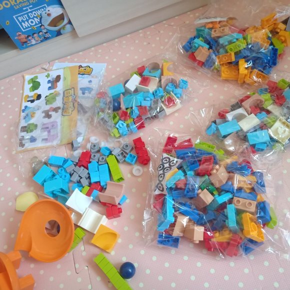 Building blocks - Picture 3 of 3